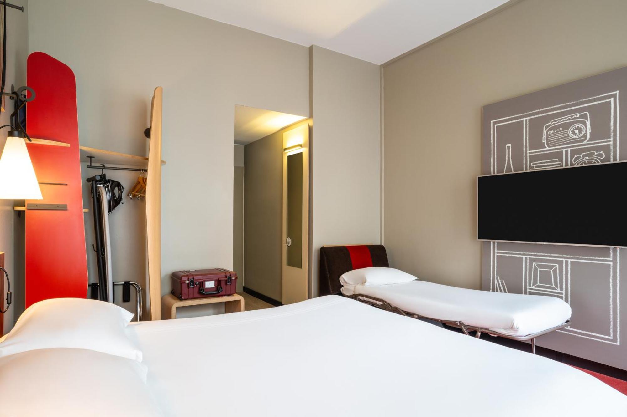 Hotel Ibis Edinburgh Centre Royal Mile - Hunter Square Esterno foto